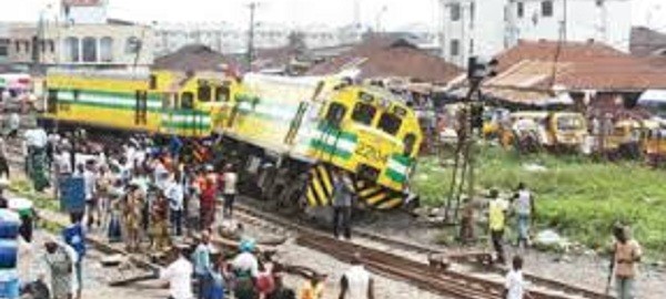  A derailed train Photo: Google source