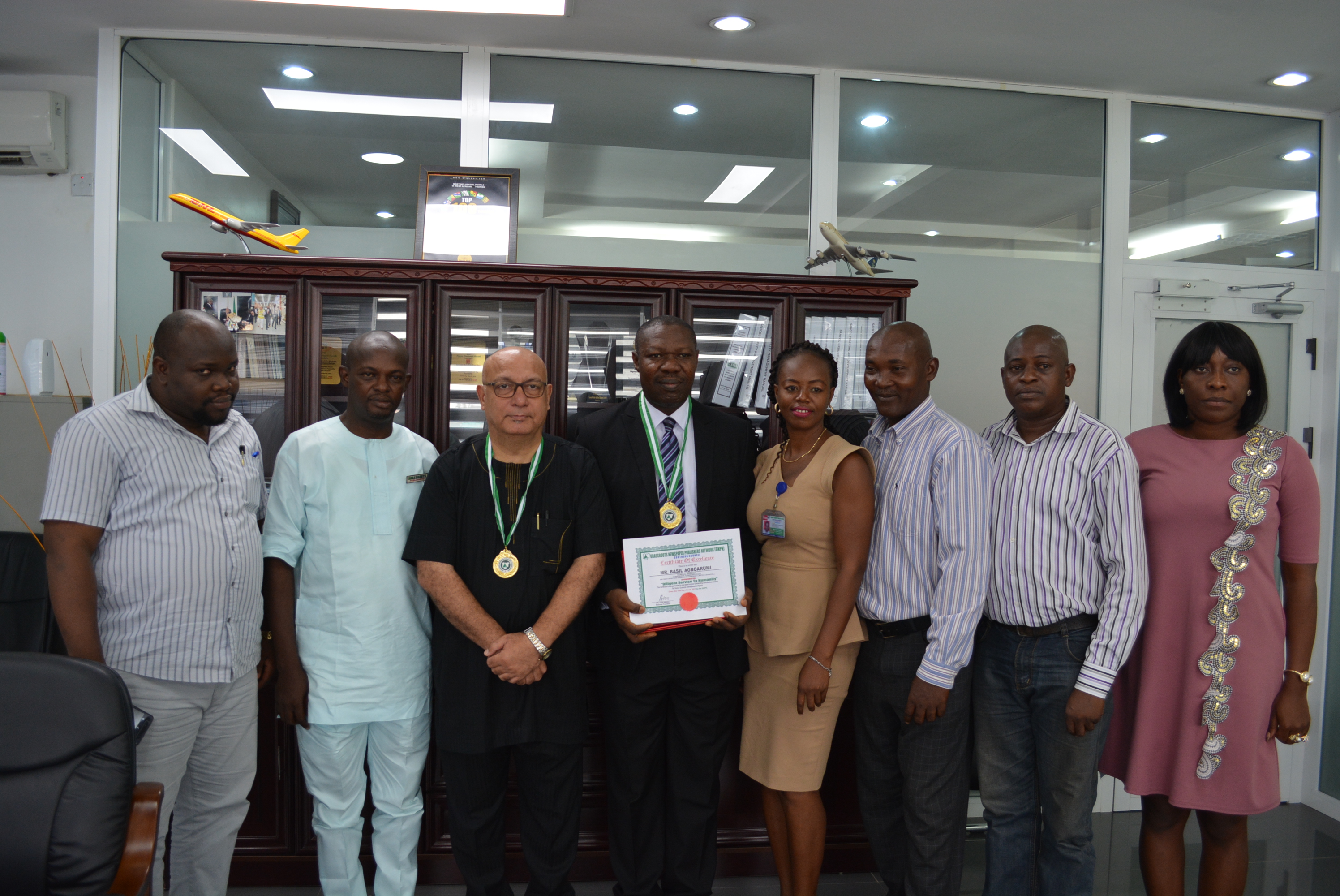 Managing Director of Skyway Aviation Handling Company (SAHCOL), Mr Rizwan, General Manager, Corporate Communications Basil Agboarumi,   IT(3rd & 4th from Left), Eseosa Oviawe, Special Assistant to MD/CEO, SAHCOL (1st Right), Ike Abiagom, National Public Relations Officer GNPN, (2nd Left), Maduike Ifeoma, (5th Left), and other Executive Members of the GNPN.